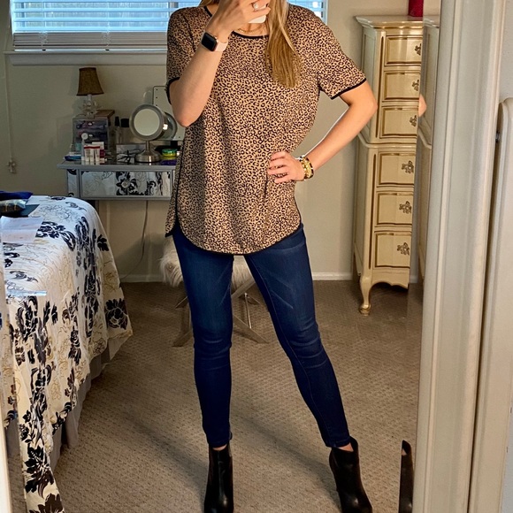NEW! Leopard blouse w/ black trim - Picture 3 of 7
